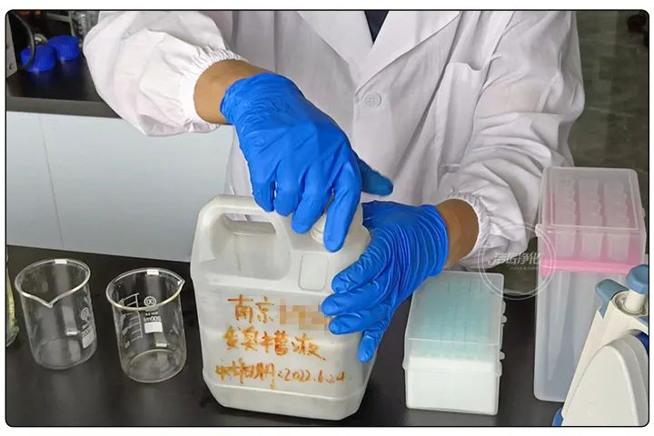 潔匠凈化·的凈工業(yè)除臭劑_切削液變質(zhì)、發(fā)臭，車間異味污染大，除臭劑該怎么選？