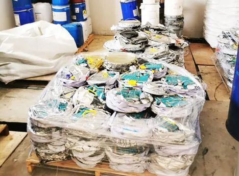 潔匠凈化·的凈工業(yè)除臭劑_危廢污水有多臭？潔匠凈化30秒快速除臭看得見！