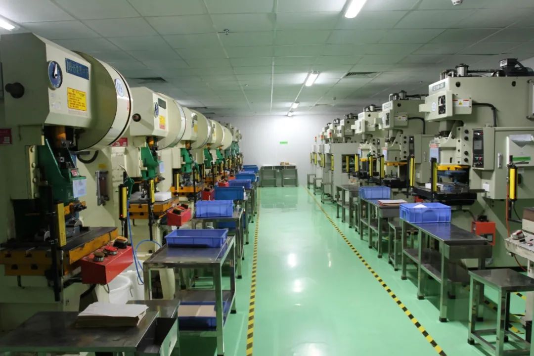 五金加工廠有機(jī)廢氣異味控制，Dejing的凈?除臭劑如何做到？.jpg