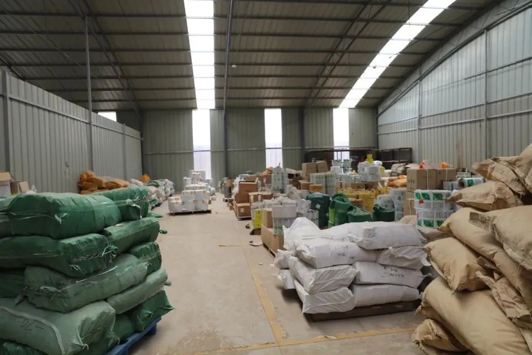 飼料廠車間腥臭味擾民，就用Dejing的凈飼料廠專用除臭劑.jpg