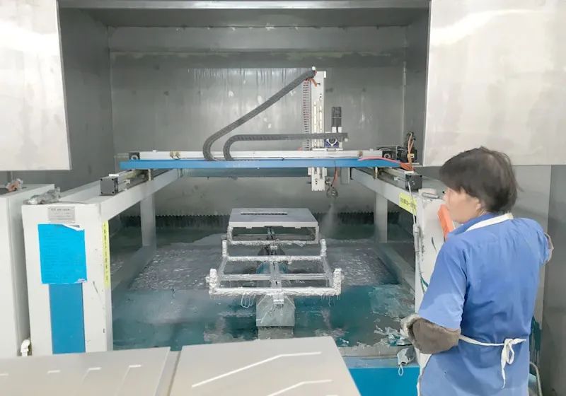 家具廠&五金噴漆廠&汽車廠噴漆車間的VOC廢氣治理怎么做？.jpg